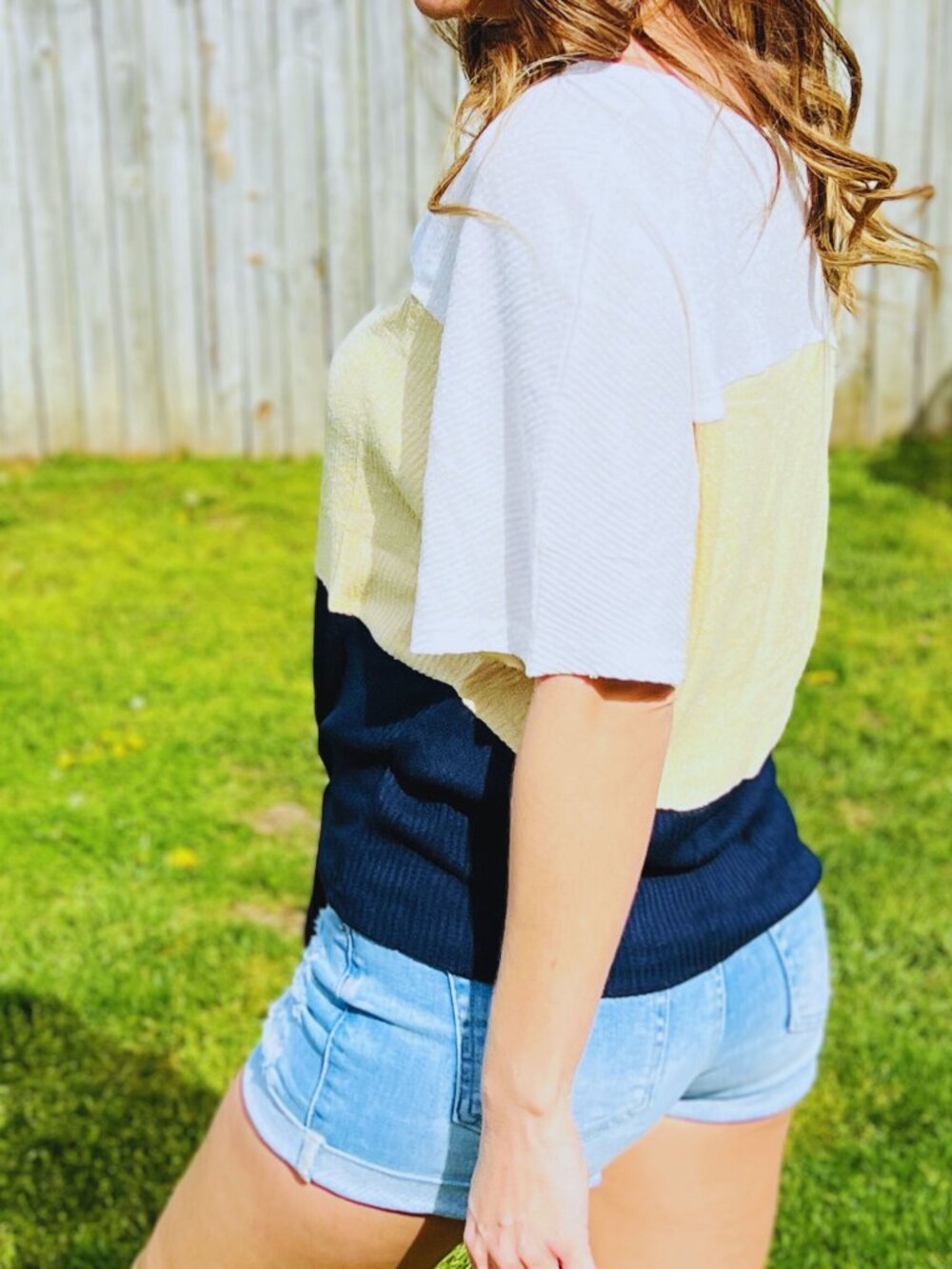 Yellow Color Block Top - Picture 5 of 8